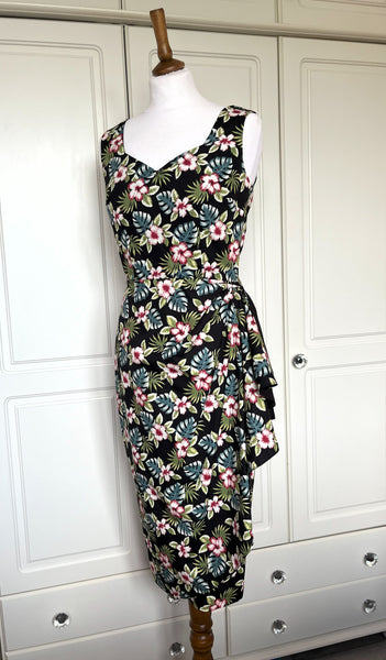 Retro flamingo dress hotsell